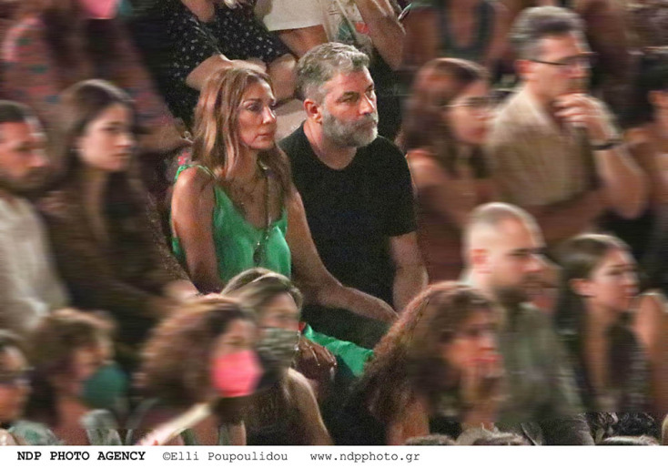 Ο Βασίλης Μπισμπίκης και η Δέσποινα Βανδή. 