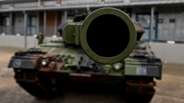 Ρωσο-ουκρανικός πόλεμος: Για αντεπίθεση «μέσα στην άνοιξη» ετοιμάζονται οι Ουκρανοί - Οι καίριοι στρατηγικοί παράγοντες - Νέα πυρά Πούτιν κατά της Δύσης.