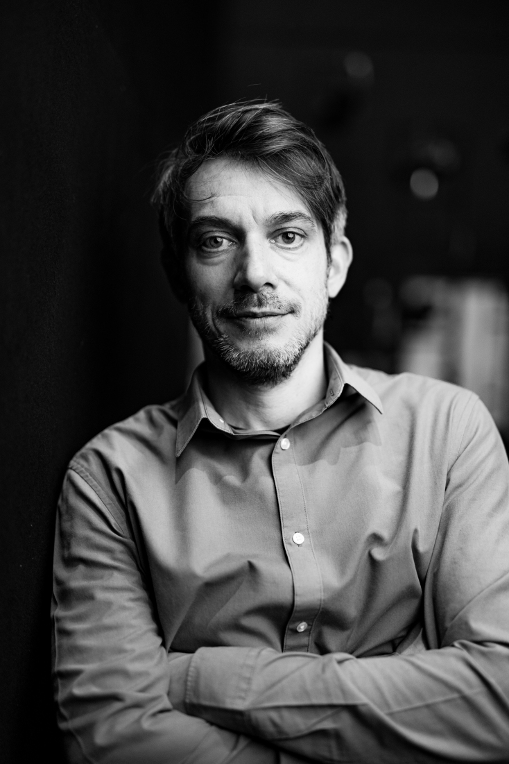 Ο σκηνοθέτης Θέμελης Γλυνάτσης 