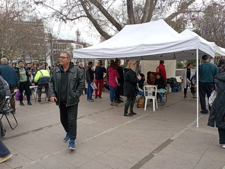 Ουρές για αιμοδοσία στη Λάρισα μετά την πολύνεκρη σύγκρουση τρένων στα Τέμπη