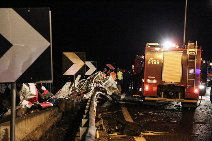 Η σύγκρουση τρένων στα Τέμπη σε 25 εικόνες