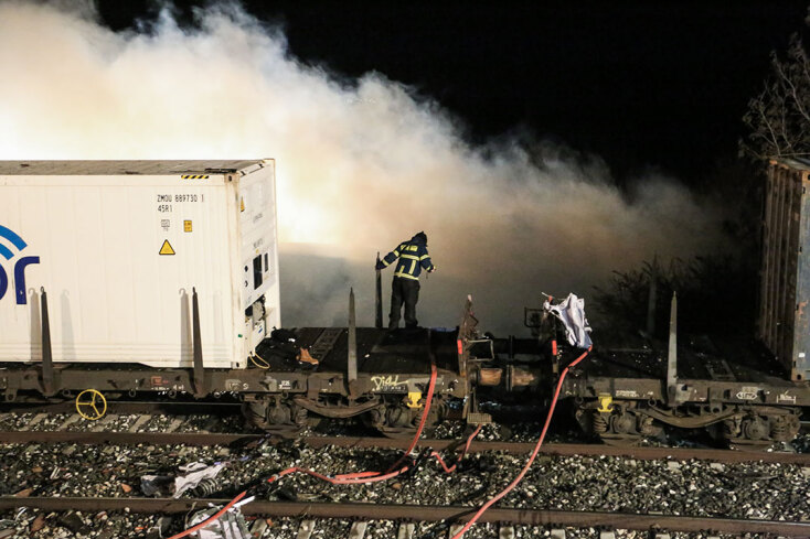 Η σύγκρουση τρένων στα Τέμπη σε 25 εικόνες