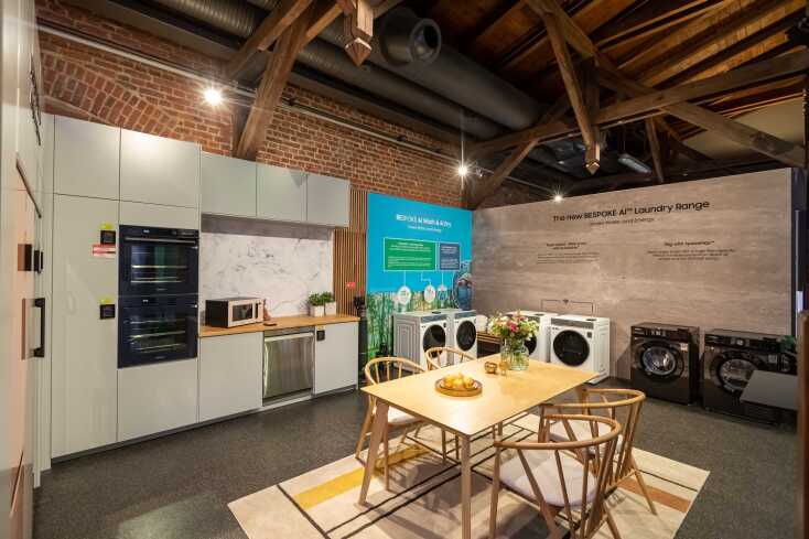 Η Samsung παρουσίασε τη νέα σειρά συνδεδεμένων συσκευών στο πρώτο European Samsung Summit