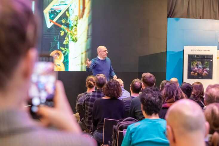 Η Samsung παρουσίασε τη νέα σειρά συνδεδεμένων συσκευών στο πρώτο European Samsung Summit