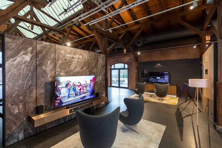 Η Samsung παρουσίασε τη νέα σειρά συνδεδεμένων συσκευών στο πρώτο European Samsung Summit