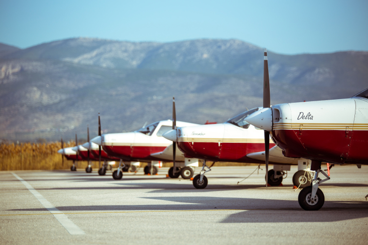 Η ακαδημία επαγγελματικής εκπαίδευσης χειριστών αεροπλάνων Global Aviation