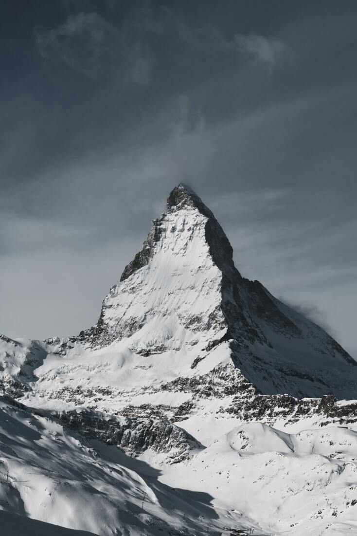 Τέλος εποχής για την Toblerone - Βγάζει την κορυφή του Matterhorn από τη συσκευασία της