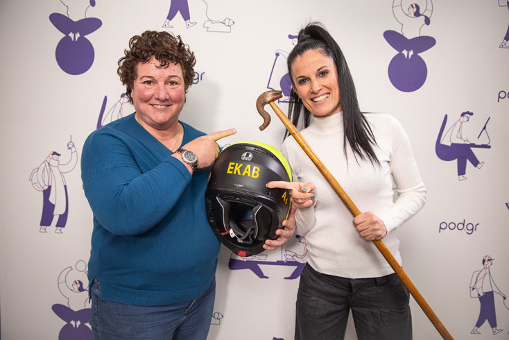 Οι Μάγδα Κοντογιάννη και Νάσια Γκουβέρου από το 2ο podcast «Lead the way» της Motor Oil. 