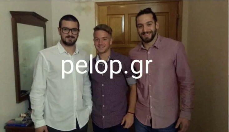 O 28χρονος Γιώργος Μασσούρας (αριστερά) με τα αδέλφια του