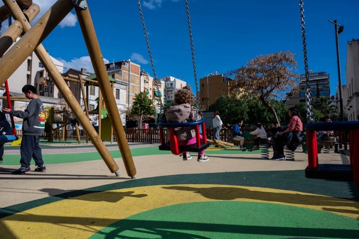 Νέα, σύγχρονη και εξοπλισμένη παιδική χαρά στο Μεταξουργείο