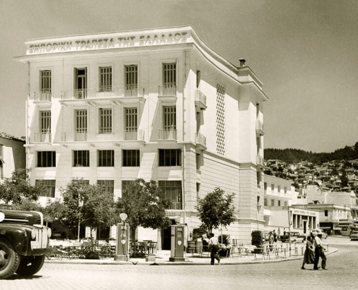 Epicure suites: Τι περιλαμβάνουν οι δώδεκα σουίτες πολυτελείας στην Καβάλα, στο νεοκλασικό κτίριο του 20ού αιώνα.