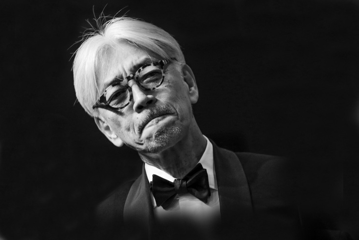 Ryuichi Sakamoto: Το πρωτοποριακό έργο του πιο σημαντικού συνθέτη της Ιαπωνίας, που έφυγε από τη ζωή σε ηλικία 71 ετών, και η μάχη του με τον καρκίνο.
