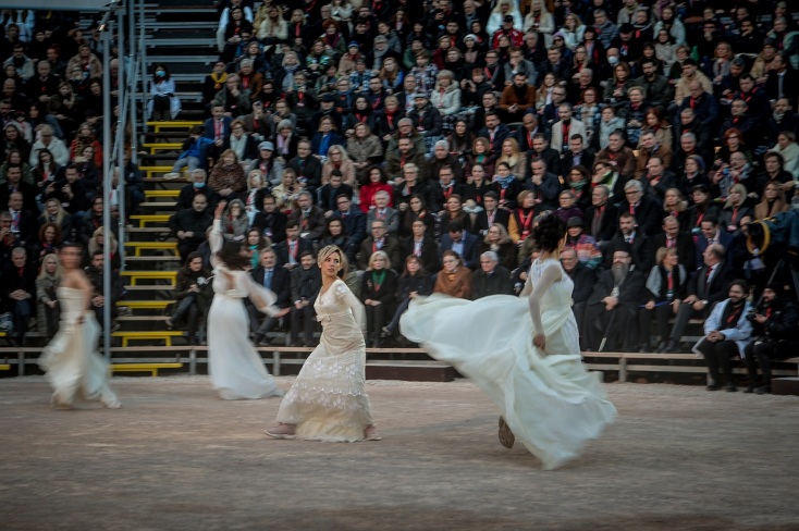 Aφιέρωμα με τίτλο «Ελευσίνα, Πολιτιστική Πρωτεύουσα της Ευρώπης 2023, η πόλη των αντιθέσεων» δημοσιεύει η γαλλική εφημερίδα Le Monde.