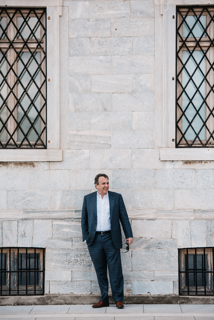 Ο Χρήστος Χωμενίδης μιλάει στην Athens Voice