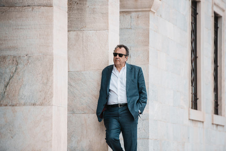 Ο Χρήστος Χωμενίδης μιλάει στην Athens Voice