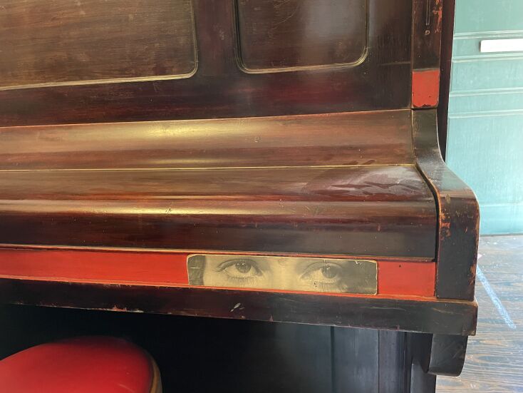 Μέσα στο στούντιο του Λουκιανού