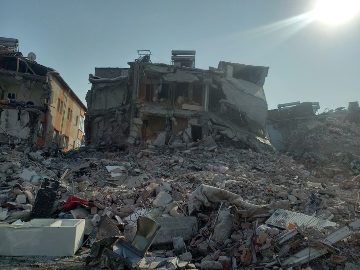 Γιατροί Χωρίς Σύνορα: Η μαρτυρία της Φανής Πάπιστα από τις πρώτες μέρες μετά τον σεισμό στην Τουρκία - «Δεν θυμάμαι πόσες αγκαλιές μοίρασα εκείνες τις μέρες».