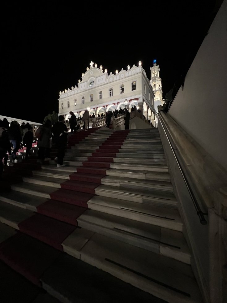 Ταξιδεύοντας στο Μπουένος Άιρες, τη Νέα Υόρκη, την Τήνο και την Ηγουμενίτσα: Ένα φωτογραφικό αφιέρωμα σε τέσσερα διαφορετικά σημεία της Γης.