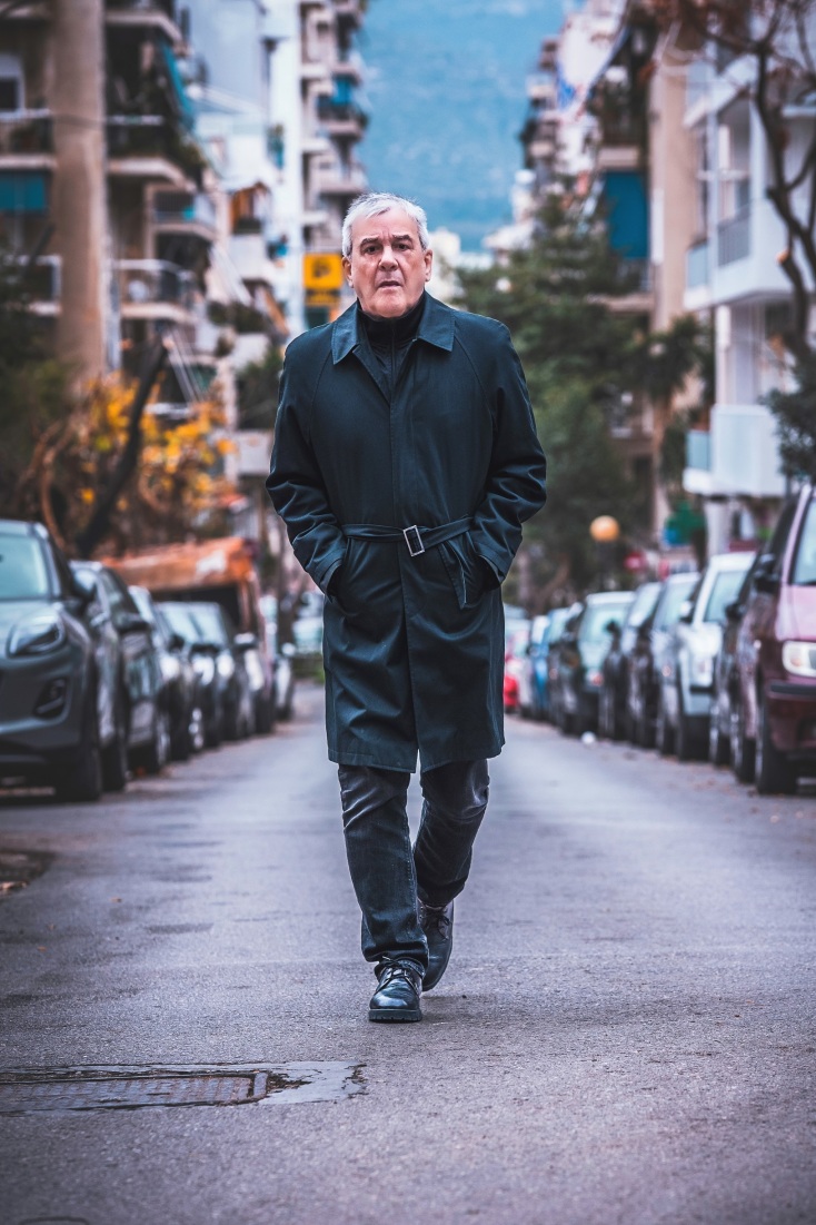 Γιώργος Δημητριάδης: Οι πρώτες εντυπώσεις από την ακρόαση του νέου του άλμπουμ «Οδός Ριανκούρ» που κυκλοφορεί τον Μάιο