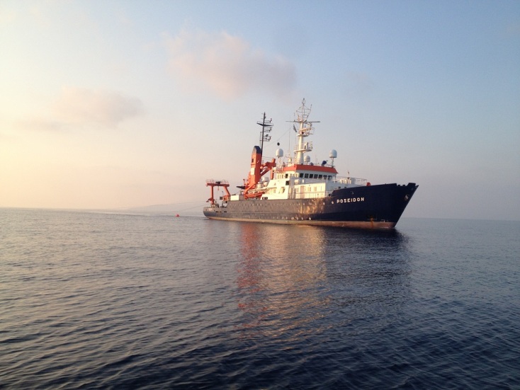 Γεωλογία: Η μινωϊκή έκρηξη του ηφαιστείου της Σαντορίνης ως σημείο αναφοράς για τη μελέτη των μεγάλων εκρήξεων παγκοσμίως - Έρευνα με τη συμμετοχή του ΕΚΠΑ.