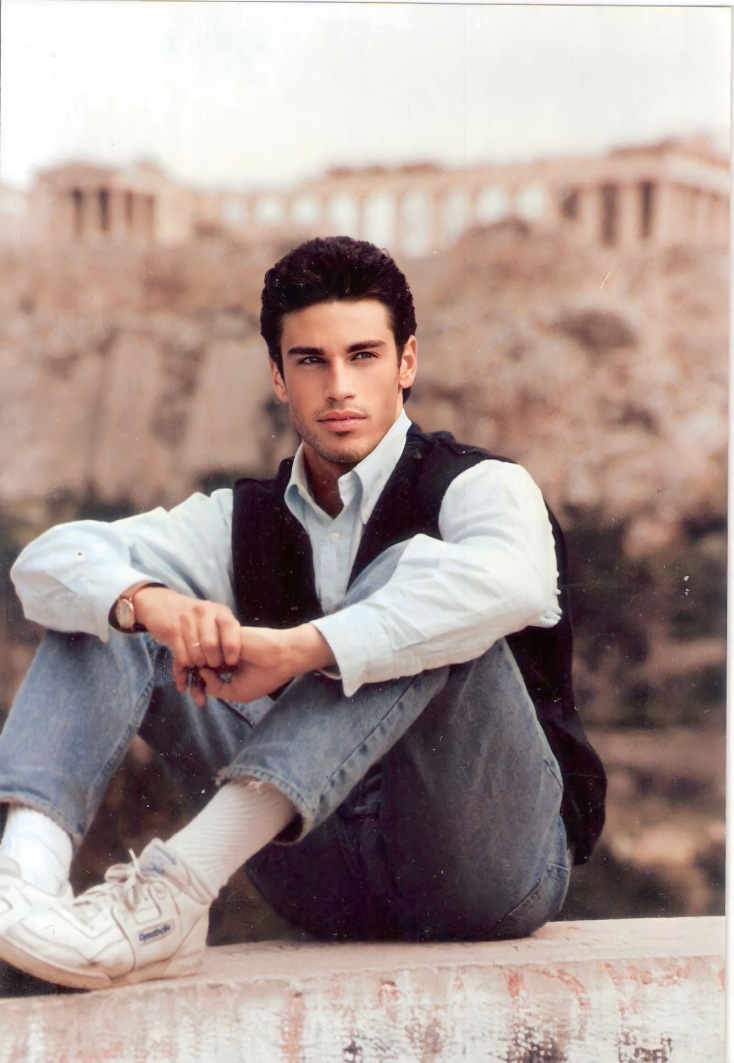 Συνέντευξη: Ο τενόρος Μάριος Φραγκούλης απαντά σε 33 ερωτήσεις για την Αθήνα