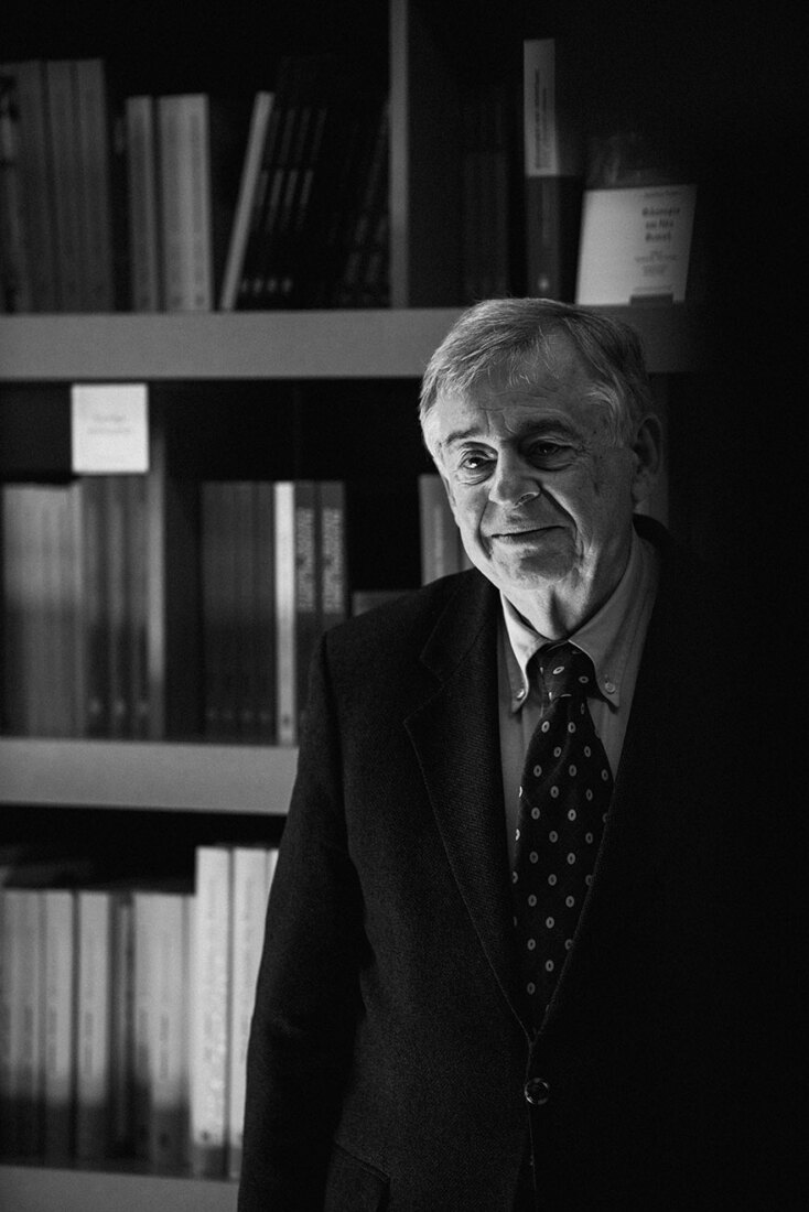 Ο Ομότιμος Καθηγητής της Φιλοσοφίας του Δικαίου και Ακαδημαϊκός, Παύλος Σούρλας