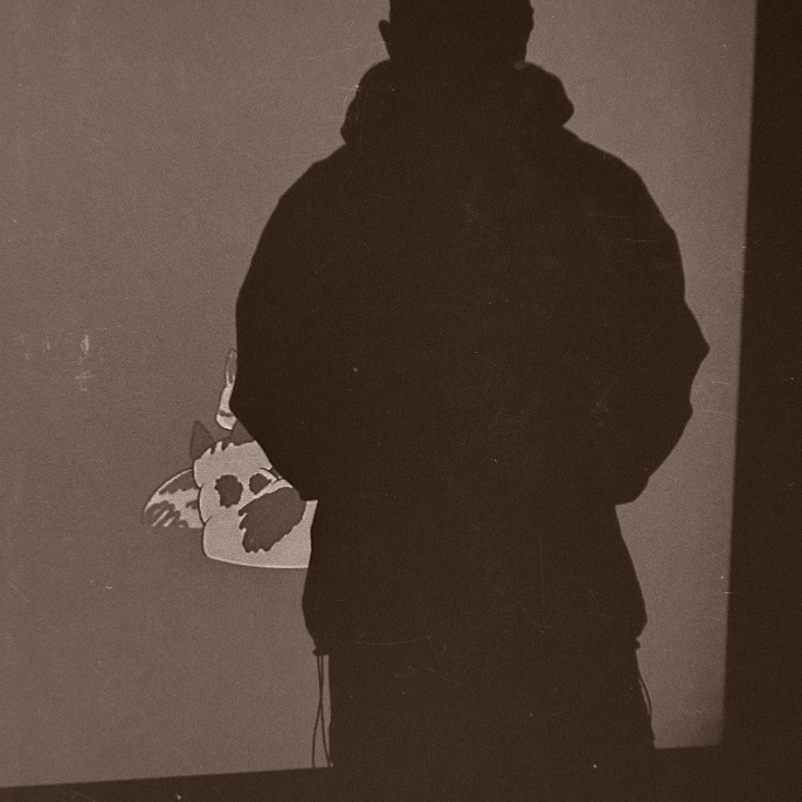 Συνέντευξη Spectacular Diagnostics: Ο beamaker Robert Krums μιλάει για το άλμπουμ «Raw Lessons», τον συμμαθητή του Kanye West, το Σικάγο, τη hip hop σκηνή και τους rappers.