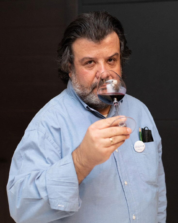 Ο Γεώργιος Μπόσκου είναι αναπληρωτής καθηγητής Οργάνωσης και Διαχείρισης Μονάδων Διατροφής στο Χαροκόπειο Πανεπιστήμιο.