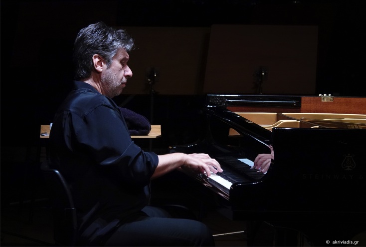 Τάσος Παππάς