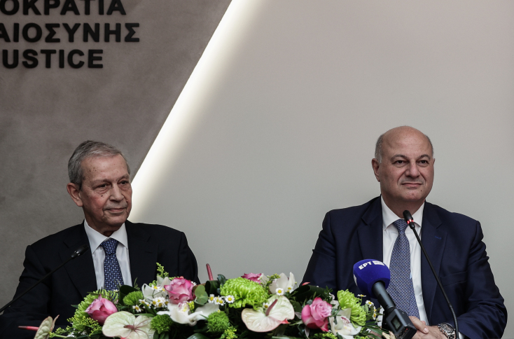 Οι τελετές παράδοσης – παραλαβής στα υπουργεία