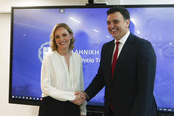 Οι τελετές παράδοσης – παραλαβής στα υπουργεία