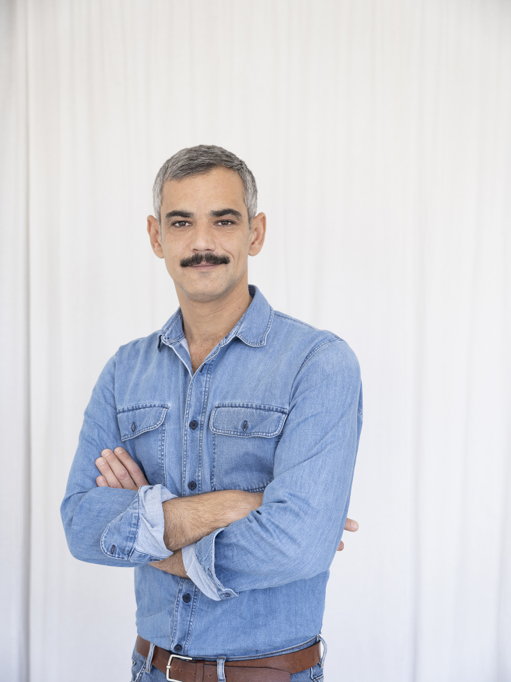 Ο Σαράντος Γεώργιος Ζερβουλάκος μας συστήνει τον "Φιλοκτήτη" του Χρήστου Οικονόμου