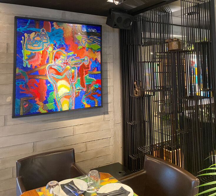 «Μια θάλασσα στο κέντρο της πόλης»: Η γκαλερί Artshot – Sophia Gaitani παρουσιάζει την ομαδική έκθεση στο Upper House Athens