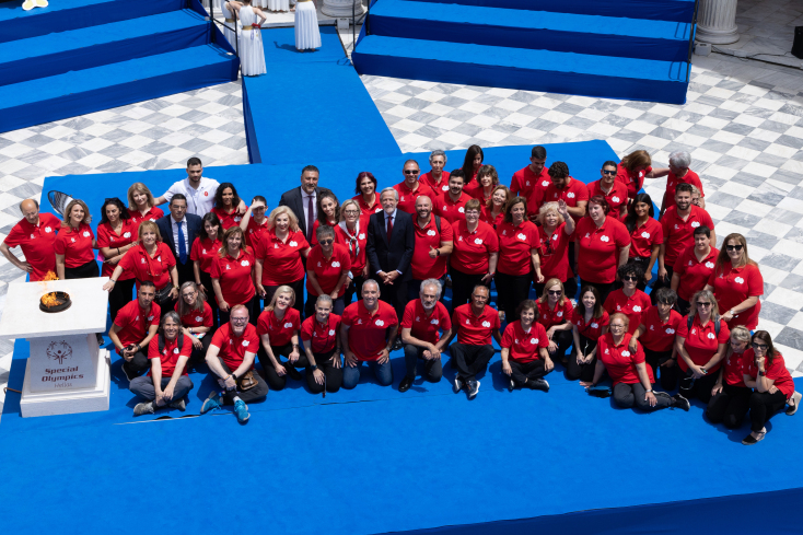 Διονύσιος Κοδέλλας, πρέσβυς ε.τ. και Πρόεδρος SOH & εθελοντές SOH