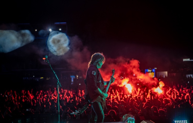 Release Athens 2023: Φωτορεπορτάζ από τη δεύτερη metal μέρα με Helloween, Jinjer, Beyond The Black και Silent Winter, στην Πλατεία Νερού.