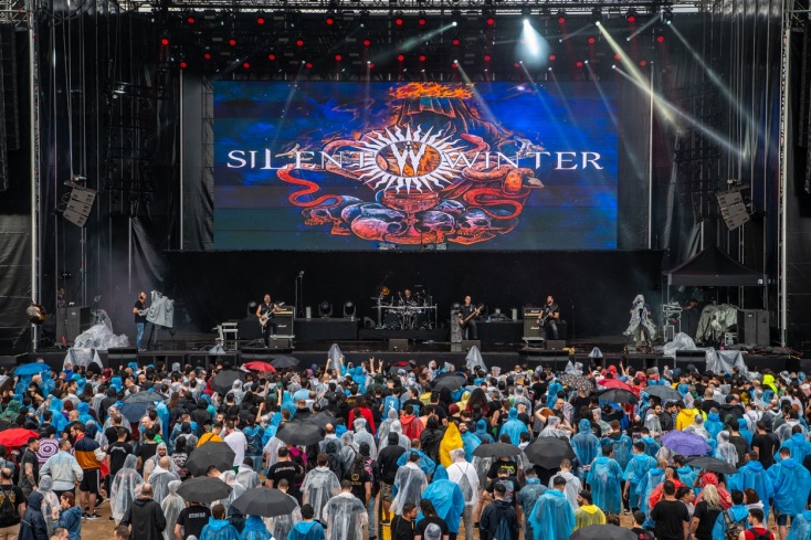 Release Athens 2023: Φωτορεπορτάζ από τη δεύτερη metal μέρα με Helloween, Jinjer, Beyond The Black και Silent Winter, στην Πλατεία Νερού.