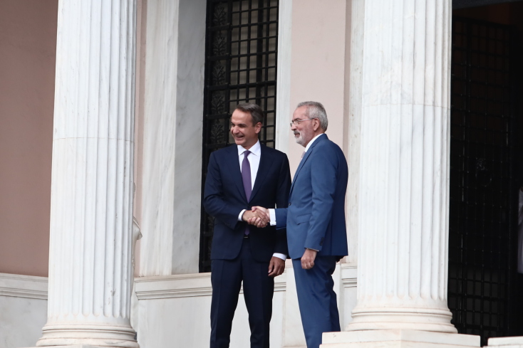 O Πίνατ επιστρέφει στο Μέγαρο Μαξίμου (εικόνα)