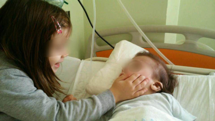 Μια μητέρα - φροντίστρια διηγείται την εμπειρία της: πώς απέκτησε και πώς έχασε το παιδί της που έπασχε από το σύνδρομο «Split Hand Foot Malformation 5»