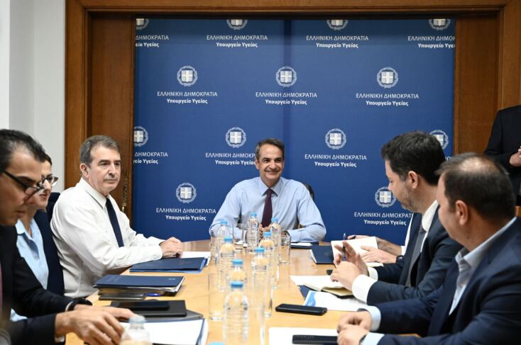 Στο υπουργείο Υγείας ο πρωθυπουργός Κυριάκος Μητσοτάκης