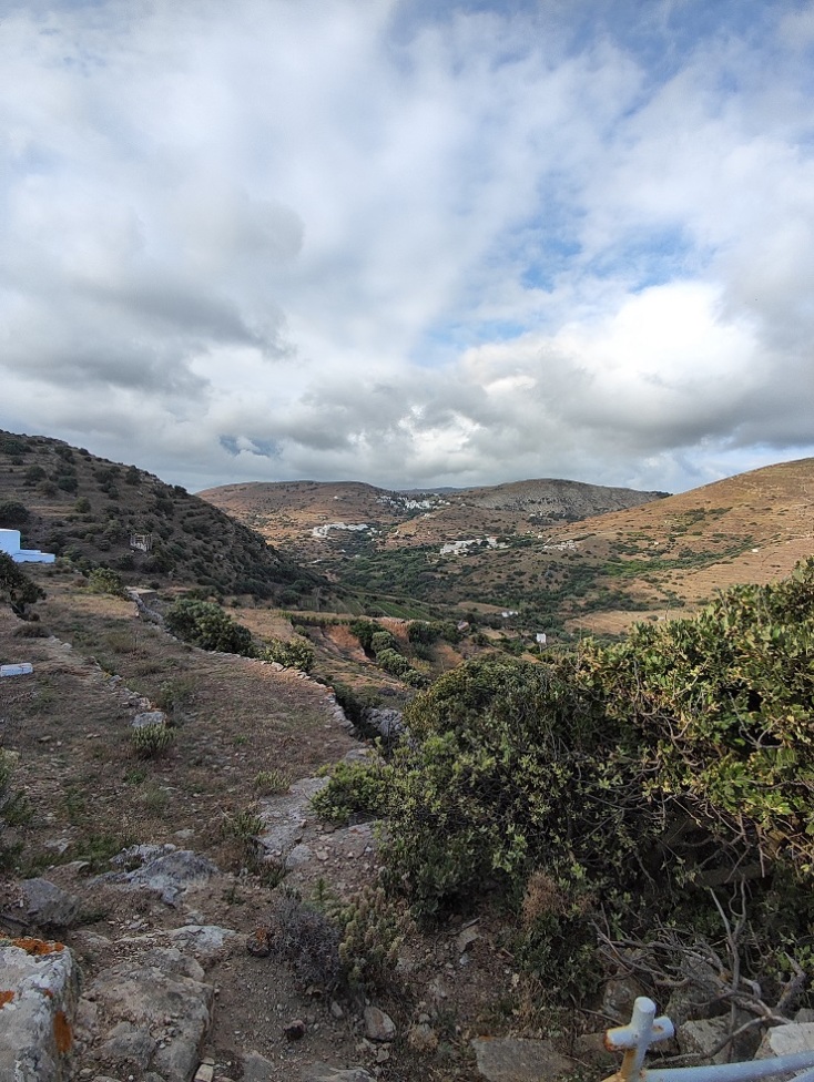 Τήνος: Στον περιπατητικό τουρισμό και τις εναλλακτικές μορφές τουρισμού ποντάρει το νησί των Κυκλάδων για να επιμηκύνει την τουριστική περίοδο.