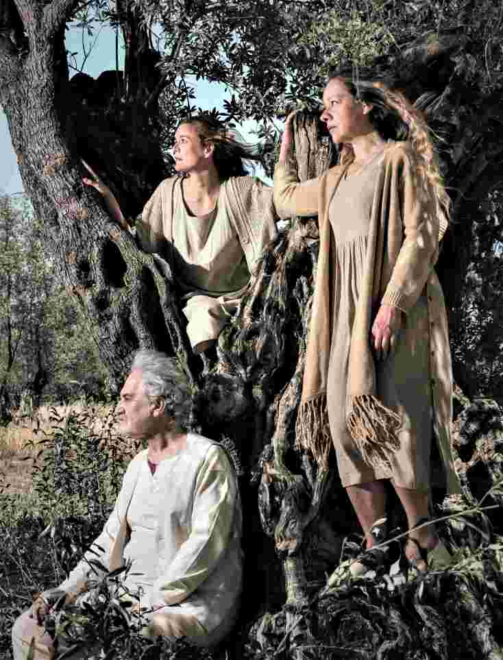 Ο Δημήτρης Καταλειφός στον "Οιδίποδα επί Κολωνώ" που σκηνοθετεί ο Γιώργος Σκεύας