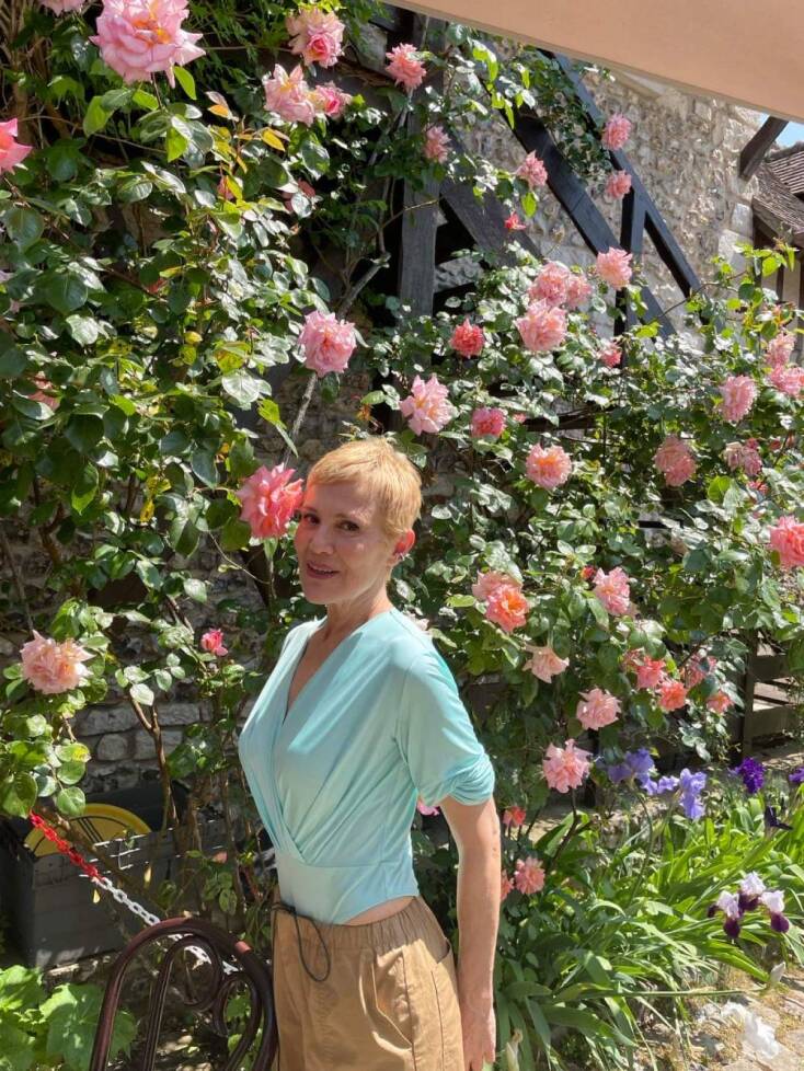 Κωνστατίνα Μιχαήλ: Στον άγριο και παθιασμένο κόσμο της σώου μπιζ