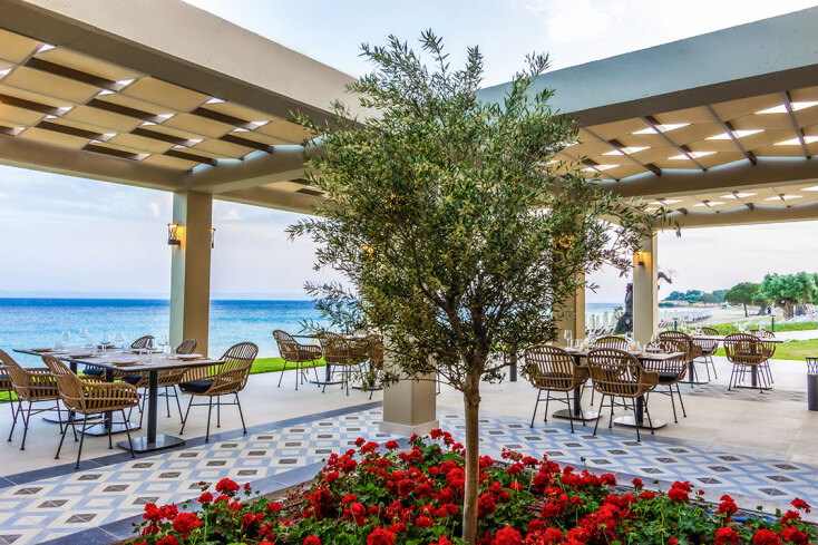 AMMOA Luxury Hotel & Spa Resort