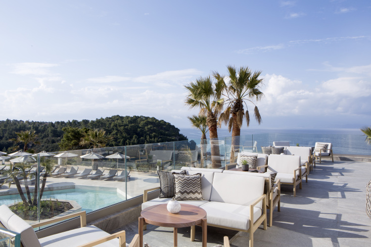 Cora Hotel & Spa Resort: Το μέρος στη Χαλκιδική που μπορείς να ζήσεις μαγικές στιγμές