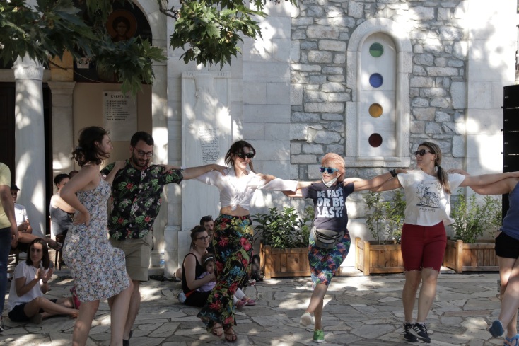 Vamvakou Experience Festival 2023: Το πρόγραμμα του τριήμερου φεστιβάλ με ελεύθερη είσοδο στο χωριό της Βαμβακούς Λακωνίας, 14 - 16 Ιουλίου, με την αποκλειστική δωρεά του Ιδρύματος Σταύρος Νιάρχος (ΙΣΝ).