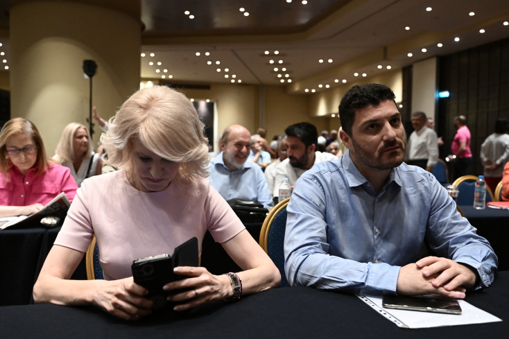 Όσα έγιναν στην ΚΕ του ΣΥΡΙΖΑ - 4 οι υποψήφιοι για την ηγεσία