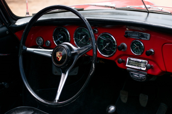 Η Porsche γιόρτασε 75 χρόνια στην Ελλάδα και σε όλο τον κόσμο.