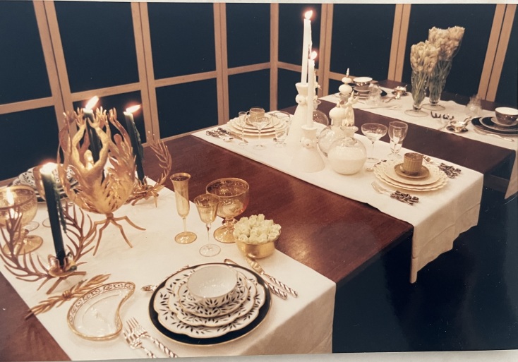 Πέθανε η Λίνα Κυριαζάκου, ιδιοκτήτρια της Utopia του Κολωνακίου ένα από τα πρώτα καταστήματα που μίλησε στην καλαισθησία των Αθηναίων. 