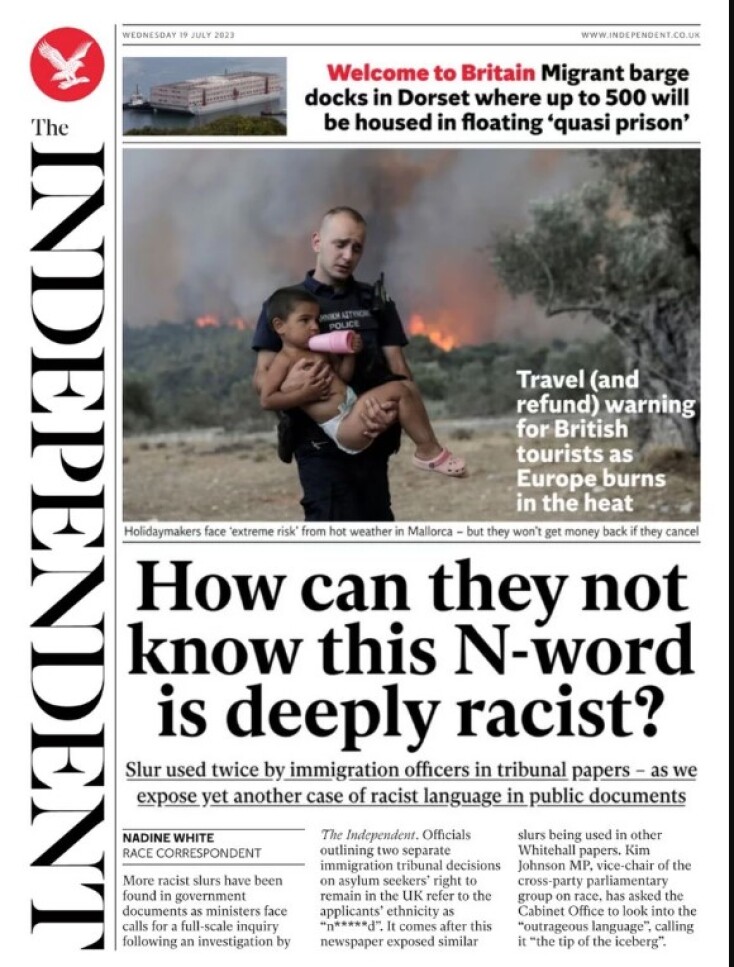 Στον διεθνή Τύπο η φωτογραφία του αστυνομικού που απομακρύνει το μικρό παιδί από τα Δερβενοχώρια