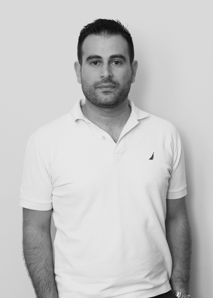 Ο Δρ. Σπύρος Κανελλάκης είναι Διαιτολόγος - Διατροφολόγος και Ψυχολόγος